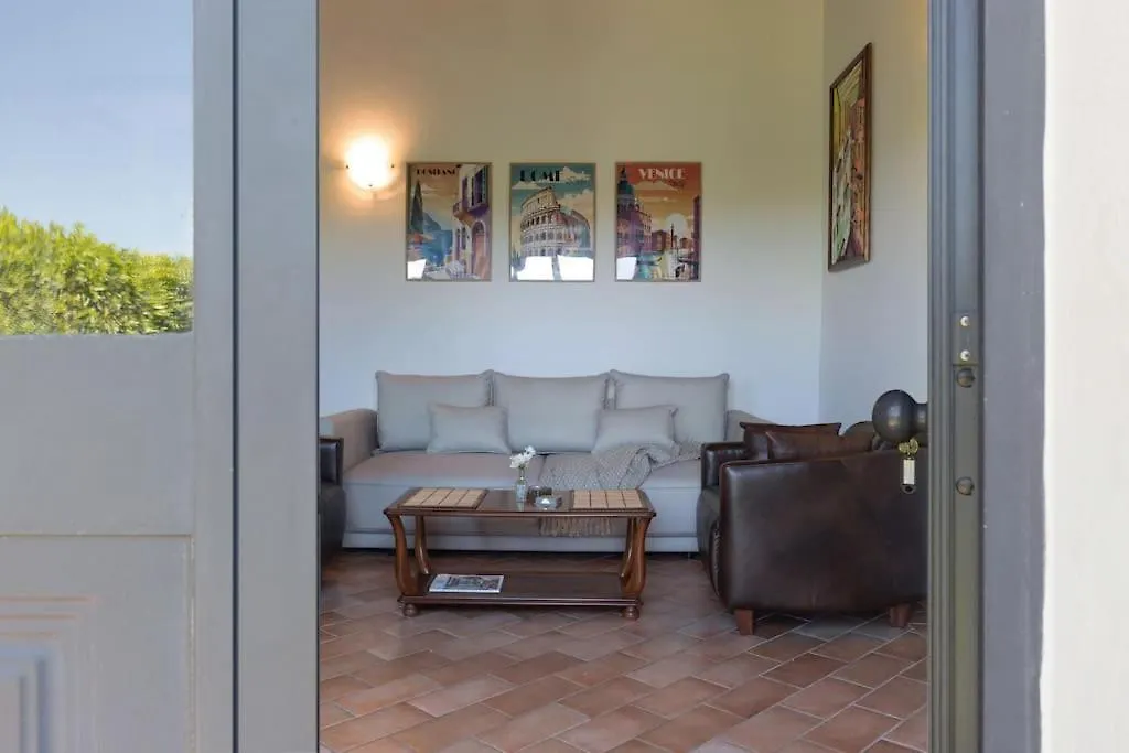 Casa Maestrale Toscanaonehh Santa Luce Apartment