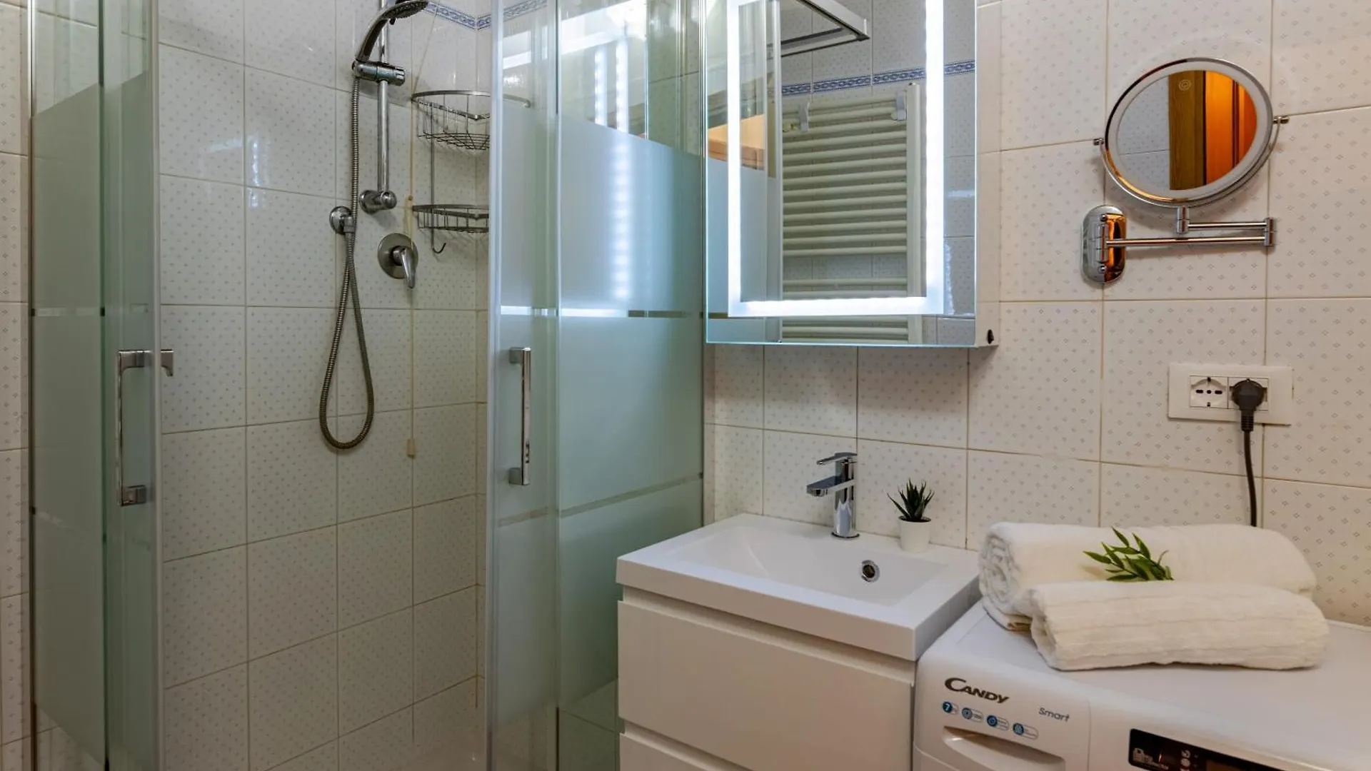 Casa Maestrale Toscanaonehh Santa Luce Apartment
